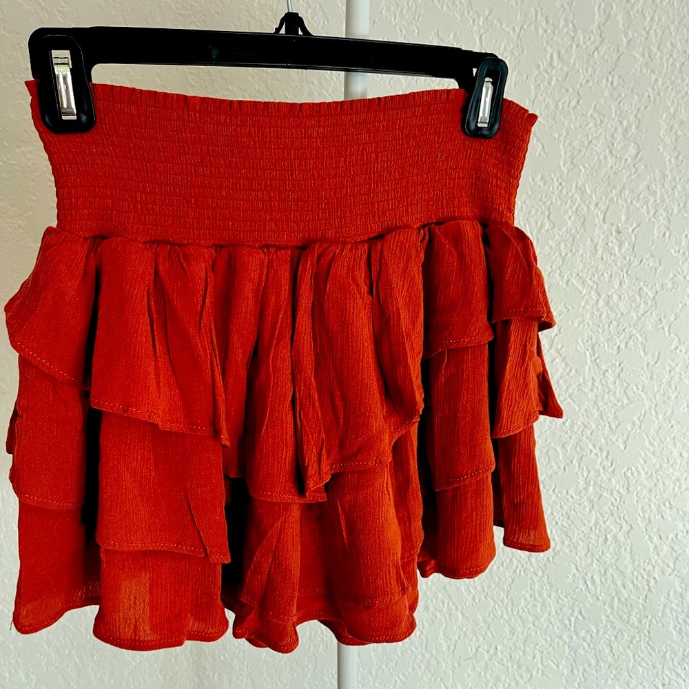 Red skort